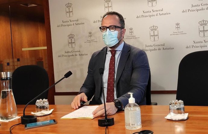 El portavoz de Vox en la Junta General, Ignacio Blanco.