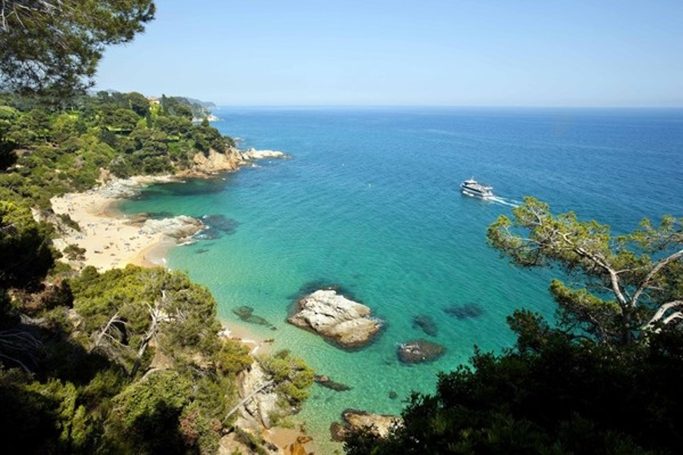 Archivo - LLoret de Mar playa cala