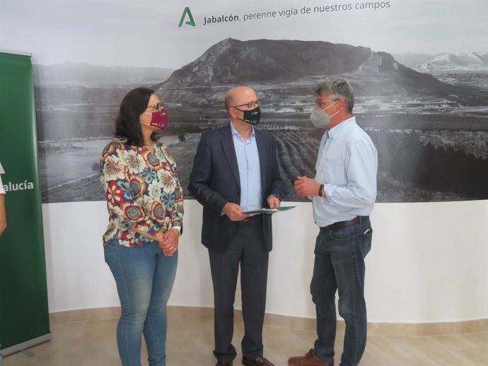 La Junta entrega más de 380.000 euros a las agrupaciones agrarias de defensa ganadera