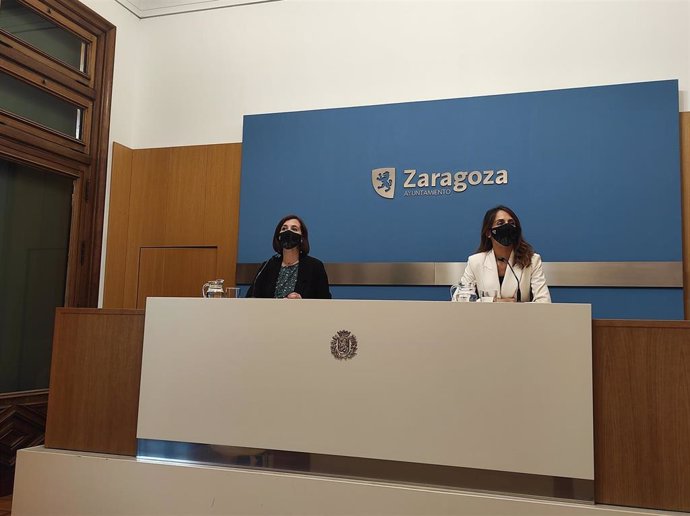 La portavoz de Cs en el Ayuntamiento, Sara Fernández, y la portavoz del PP, María Navarro, presentan una moción para que el Gobierno no conceda el indulto a los condenados por el 'procés'.