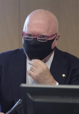 El excomisario del Cuerpo Nacional de Policía José Manuel Villarejo Pérez a su llegada a la Comisión de Investigación