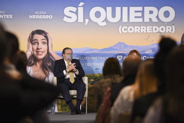 El presidente de la Asociación Valenciana de Empresarios, Vicente Boluda, durante la presentación del cortometraje  'Sí, quiero (Corredor)'