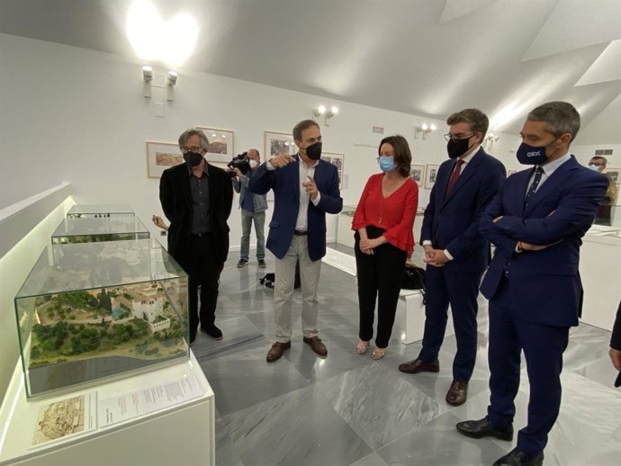 Inauguración de la muestra 'Paraísos del Antiguo Sur' en Granada