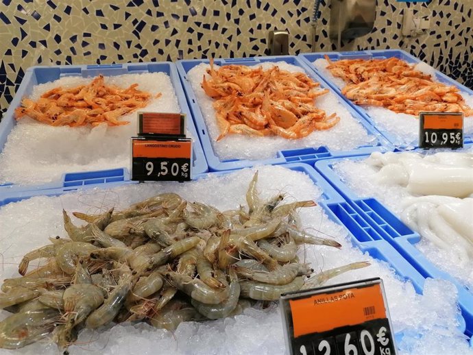 Los supermercados españoles no garantizan la sostenibilidad de los productos acuícolas, según una investigación