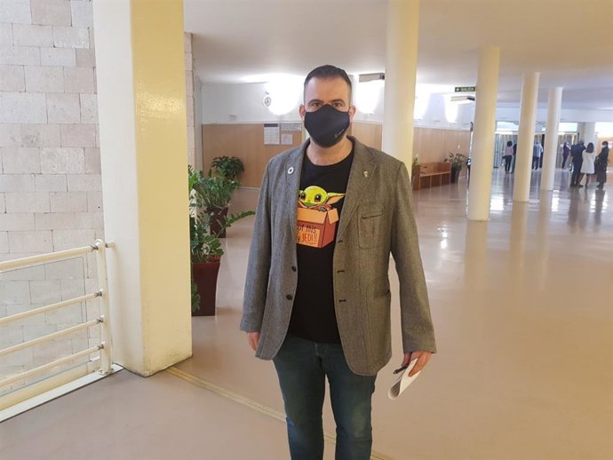 El portavoz del PSOE en el Ayuntamiento, Iván Reinares