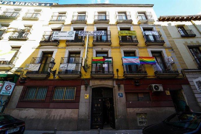 Exterior de la Oficina de Derechos Sociales Ingobernable, a 26 de mayo de 2021, en Madrid (España).