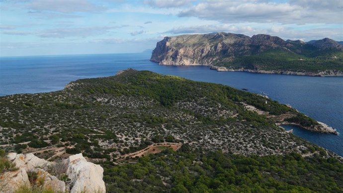 Vista aérea del mar en Baleares.