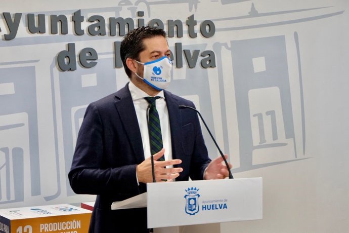 Francisco Baluffo, en rueda de prensa.