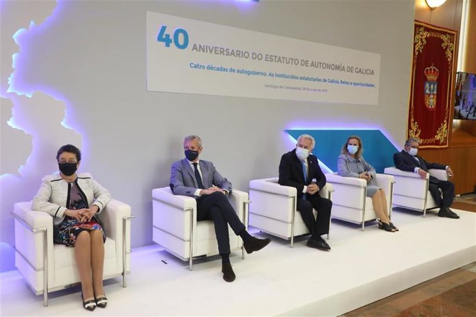 Jornadas sobre las instituciones estatutarias organizadas por el Parlamento de Galicia con motivo del 40 aniversario del Estatuto de Autonomía de Galicia