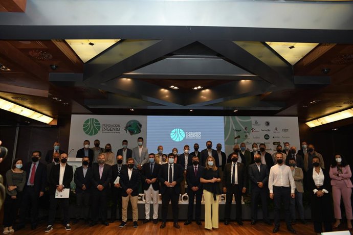 López Miras apoya el Anillo Protector Ambiental de Fundación Ingenio para el Mar Menor como una solución necesaria