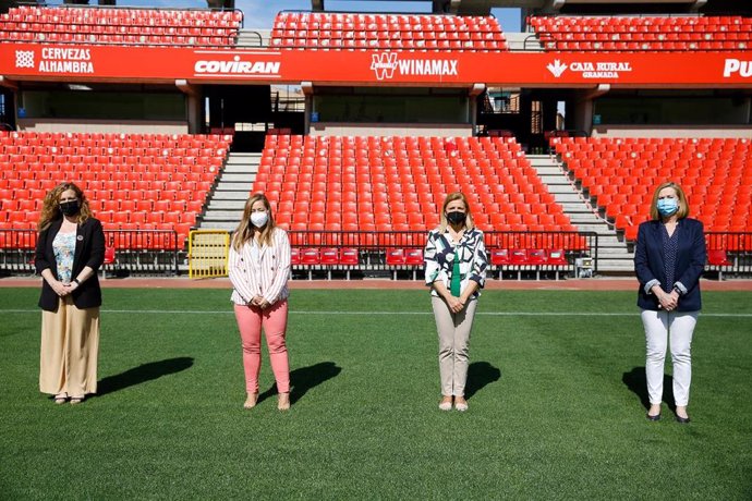 Adhesión del Granada CF a la Red Andaluza de Entidades Conciliadoras del IAM