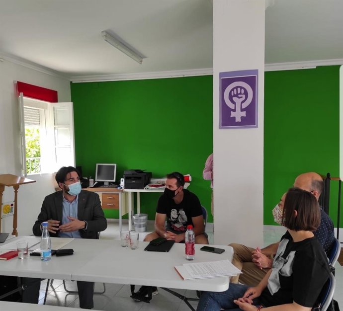 Reunión de Sánchez con la comunidad educativa de Gerena.