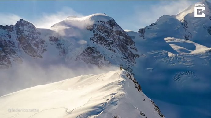 Este fotógrafo logra capturar en dron la sensación que se siente al alcanzar la cima nevada de una montaña en Suiza