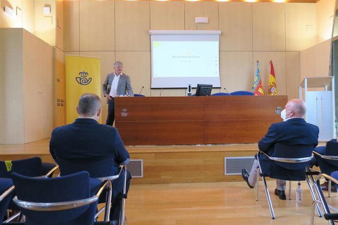 Presentación en Valncia de las Líneas de Futuro de Correos para los próximos años