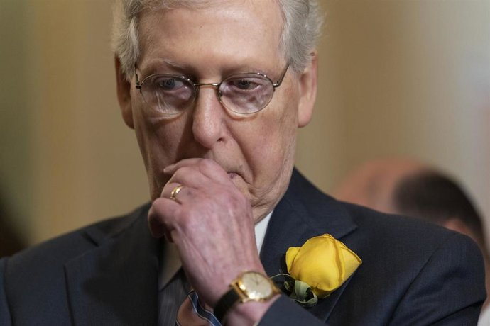 Archivo - El líder de la minoría republicana en el Senado, Mitch McConnell