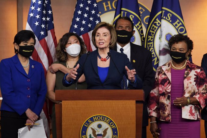 18 May 2021, US, Washington: US House Speaker Nancy Pelosi alongside other representative speaks during a press conference about of the COVID-19 Hate Crime Act at Capitol Hill. Photo: Lenin Nolly/ZUMA Wire/dpa