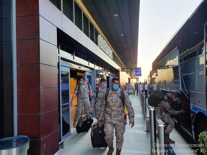 Militares extremeños a su llegada al Aeropuerto de Badajoz procedentes de Malí.