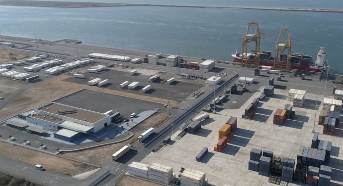 Archivo - Imagen general del Muelle Sur.