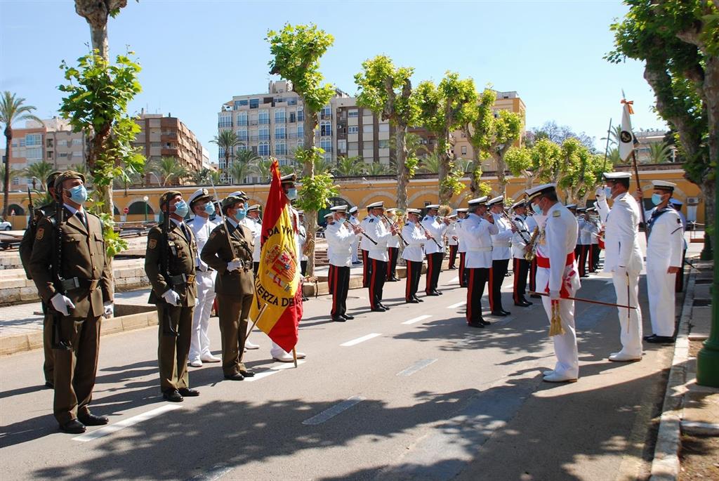 Solemn flag raising at the Cartagena Arsenal on the occasion of the Armed Forces Day