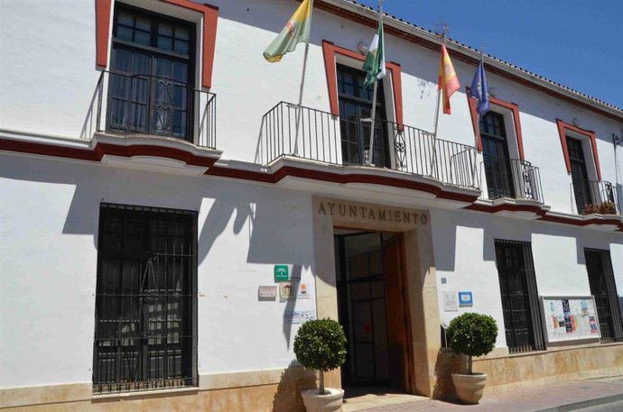 Archivo - Fachada del Ayuntamiento de Cártama en una imagen de archivo