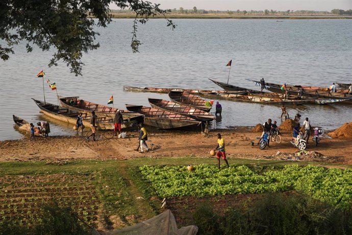 El riu el Níger al seu pas per la ciutat de Segou, a Mali.