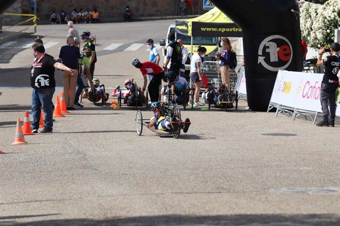 Primera jornada del Campeonato de España de paraciclismo en Cadalso de los Vidrios