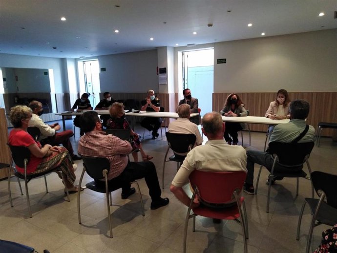 El Ayuntamiento incorpora once agentes a la unidad de policía de barrio destinada en Bellavista-La Palmera.