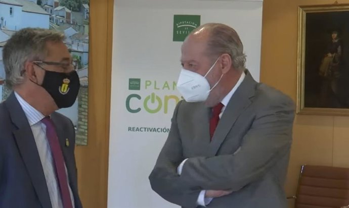 Reunión entre López y Villalobos en la Diputación para abordar el Plan Contigo