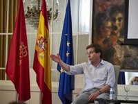 Almeida asegura que hay un "escenario político y electoral nuevo" y llama a trabajar para llevar a Casado a la Moncloa