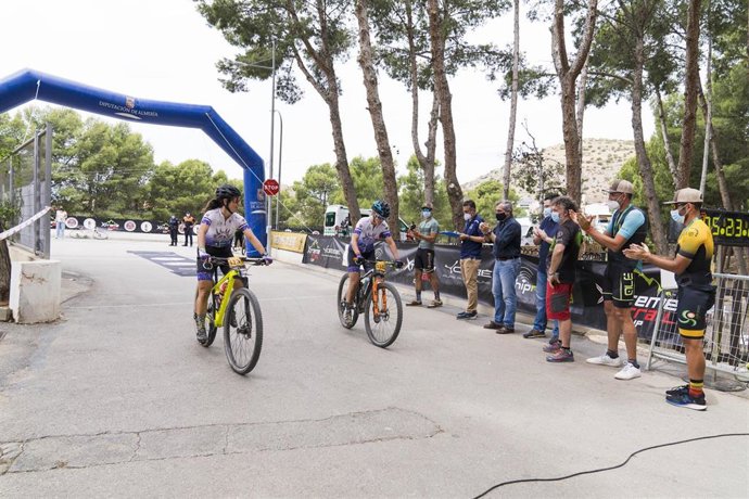 Las bicicletas de montaña vuelven al desierto con la 'BTT Tabernas Desert 2021'