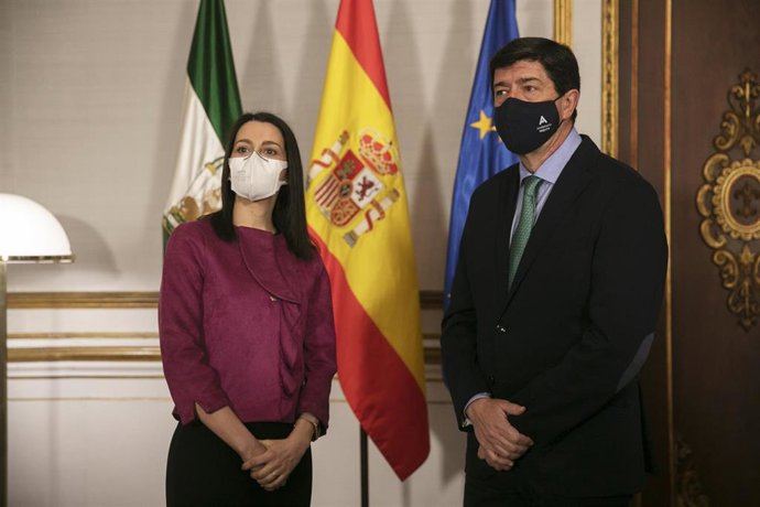 Archivo - La presidenta de Ciudadanos, Inés Arrimadas, y el vicepresidente de la Junta, Juan Marín, en una imagen de 20 de enero, antes de la reunión con el presidente de la Junta de Andalucía, Juanma Moreno.