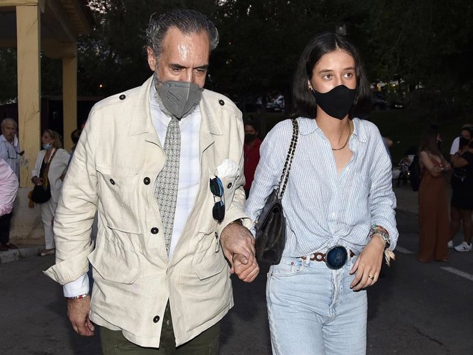 Victoria Federica y su padre, Jaime de Marichalar, tarde de toros en Aranjuez