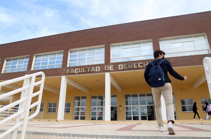 Archivo - Facultad de Derecho de la Universidad de Málaga