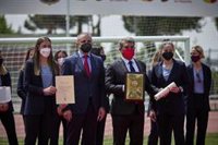 El Barça recibe la Placa de Oro de la ROMD por "su trayectoria y contribución al desarrollo del fútbol femenino"