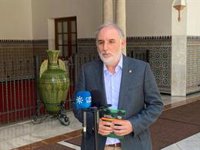 Vox defiende que "no está en cálculos electoralistas, sino preocupado por la inestabilidad" de la Junta, que achaca a Cs