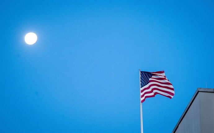 Archivo - Bandera de Estados Unidos