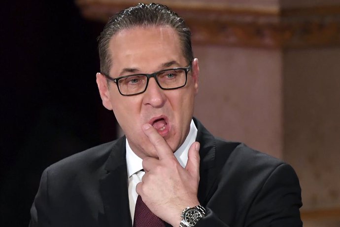 Archivo - 11 October 2020, Austria, Vienna: Heinz-Christian Strache, former Vice-Chancellor of Austria and Chairman of Team HC Strache - Alliance for Austria, attends a TV discussion in the context of the municipal and state elections in Vienna. Photo: 