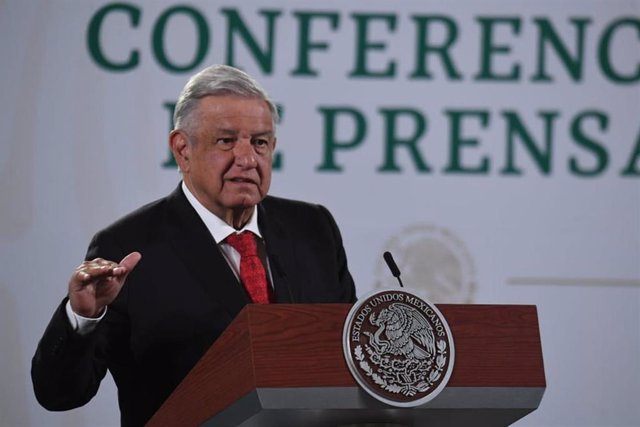 Archivo - El presidente mexicano, Andrés Manuel López Obrador, en rueda de prensa