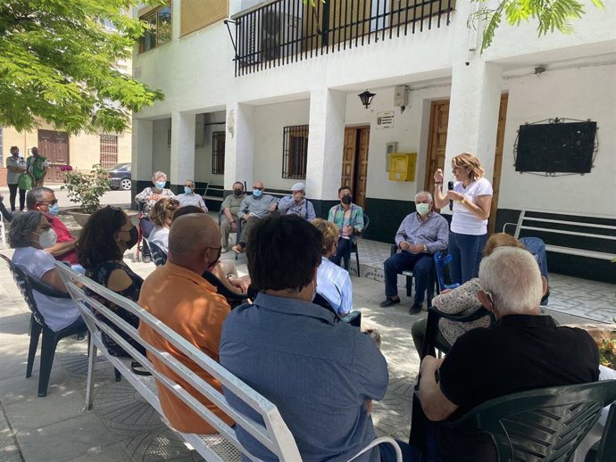 Susana Díaz, en un acto con militantes en Campotéjar