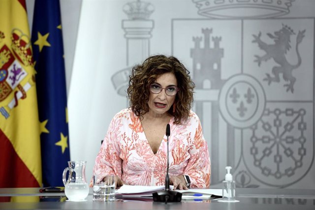 La ministra Portavoz, María Jesús Montero; comparece en rueda de prensa posterior al Consejo de Ministros en Moncloa, a 1 de junio de 2021, en Madrid, (España).