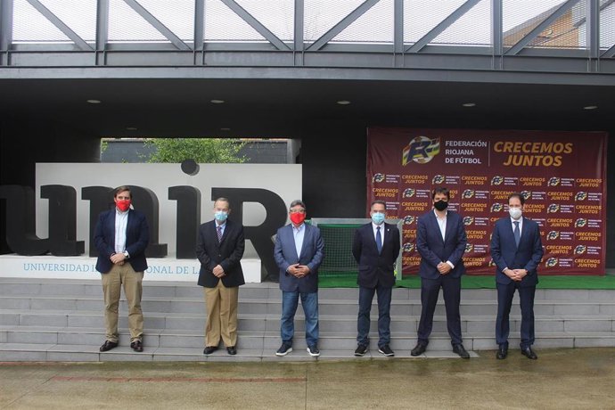 Jorge Mowinckel, José María Vázquez, Jacinto A. Alonso, Eloy Marrodán, Javier Galiana y Jesús Alonso antes de la presentación del Plan Estratégico de la FRF en UNIR