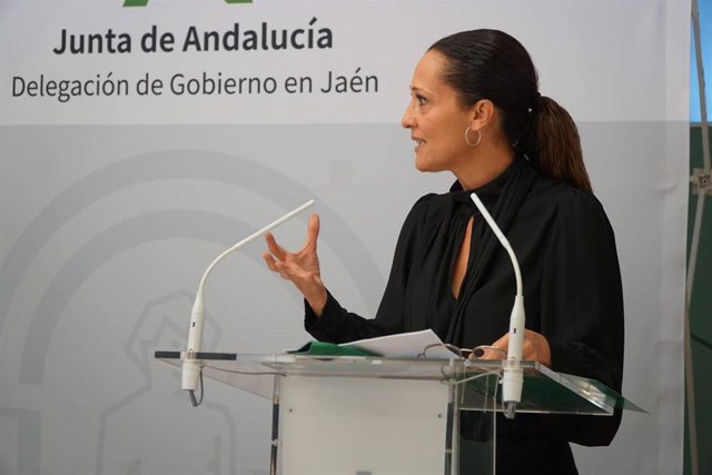 Archivo - La delegada del Gobierno andaluz en Jaén, Maribel Lozano.