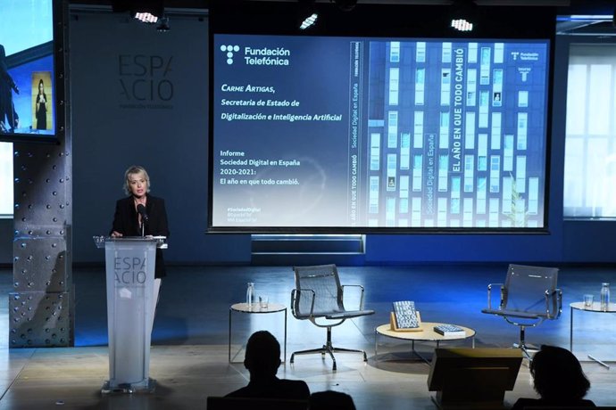 La secretaria de Estado de Inteligencia Artificial y Digitalización, Carme Artigas, durante la presentación del informe Sociedad Digital en España 2020-2021.