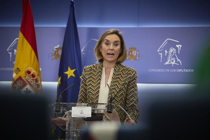 La portavoz del PP en el Congreso, Cuca Gamarra, en una rueda de prensa anterior a una Junta de Portavoces