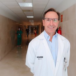 El doctor Álvaro Castellanos, nuevo presidente de la SEMICYUC.