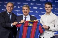 Laporta: "Con Eric Garcia recuperamos a un jugador de casa que vuelve para tener éxito"