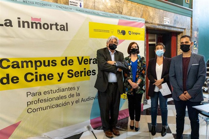 Presentación del campus de verano sobre Cine y Series de Zaragoza.