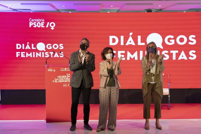 Clausura de los 'Diálogos feministas' del PSOE de Cantabria, con la presencia de Pablo Zuloaga; Carmen Calvo y Noelia Cobo