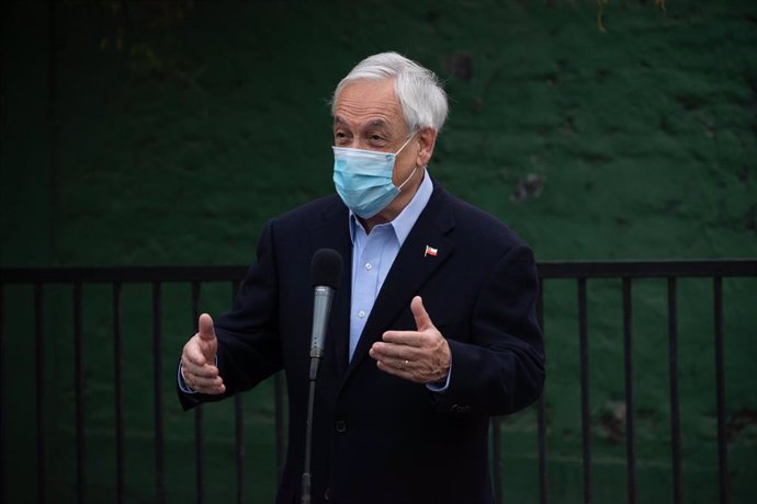 15 May 2021, Chile, Santiago: Chilean president Sebastian Pinera speaks during a press conference after casting his vote during elections to choose mayors, councillors and a commission to rewrite the constitution. Photo: Matias Basualdo/ZUMA Wire/dpa