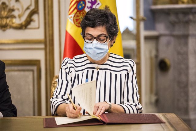 La ministra de Asuntos Exteriores, Unión Europea y Cooperación, Arancha González Laya, durante la reunión con su homólogo hondureño, en el Palacio de Viana, a 28 de mayo de 2021, en Madrid, (España). La reunión se produce días después de la visita que L
